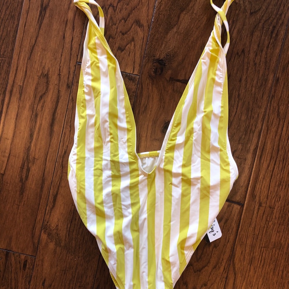 One piece yellow/white striped bikini